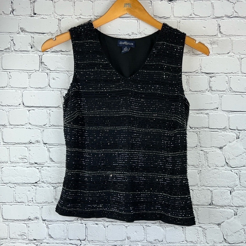 ANN TAYLOR Silk Beaded V-Neck Tank Top Black Side Zip Size 2
